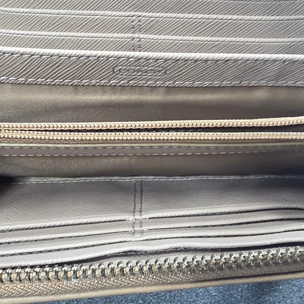 Coach Wallet Womens‎ Tan Excellent Optic Signature Jacquard Bifold Slim Logo
